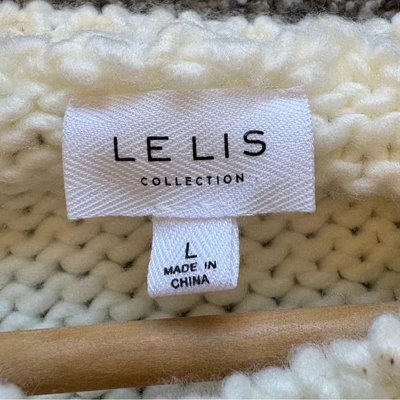 Le Lis White Knit Sweater with Red Heart – Women’s Size Large - Picture 5 of 9